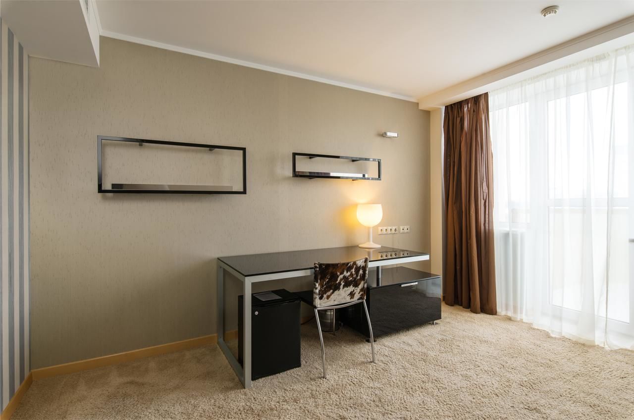 Отель President Hotel Киев