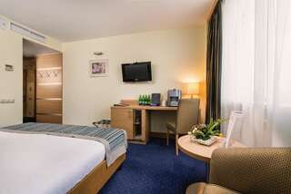 Отель President Hotel Киев Улучшенный двухместный номер с 1 кроватью-2